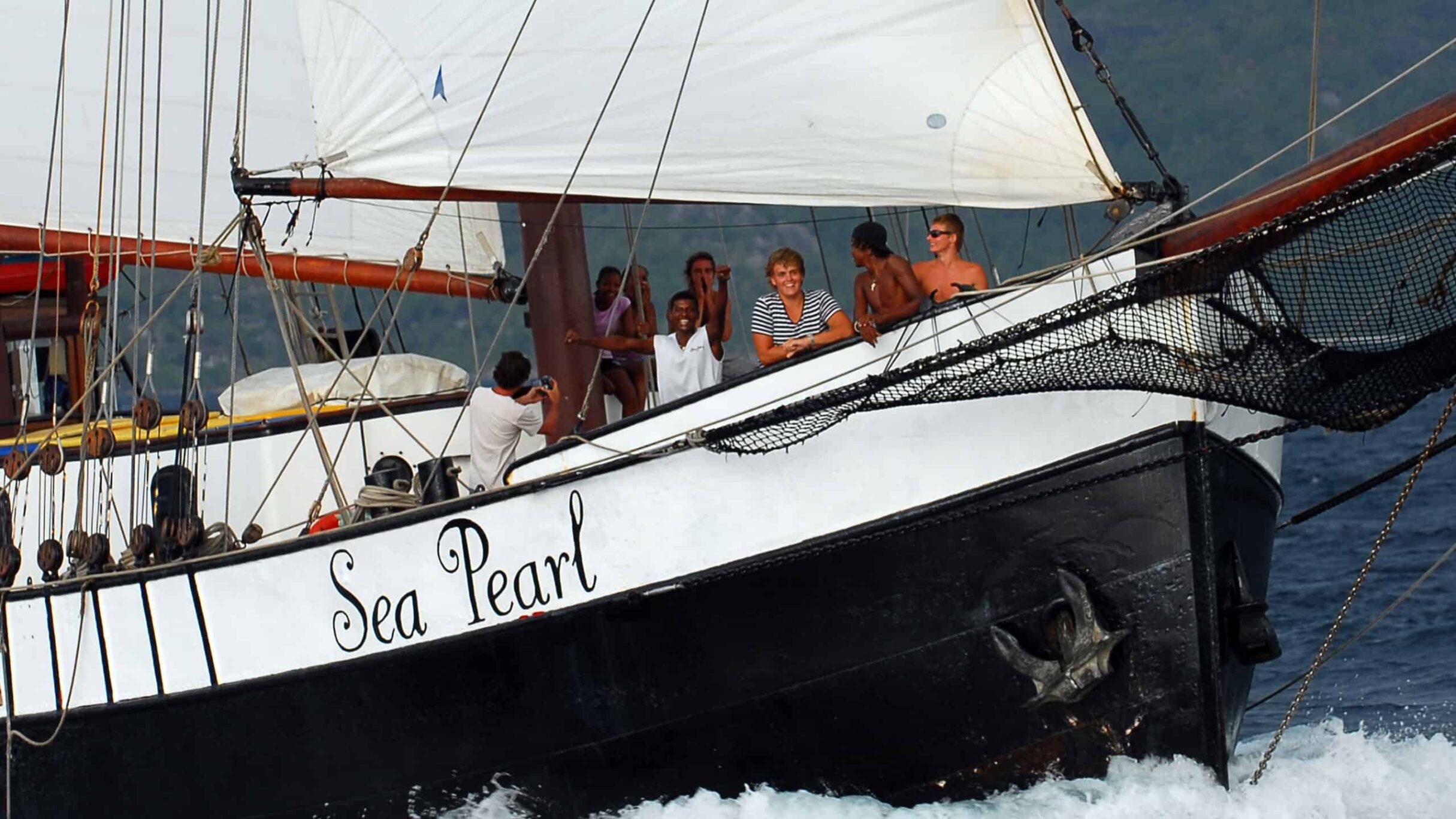 Silhouette Cruises Sea Pearl